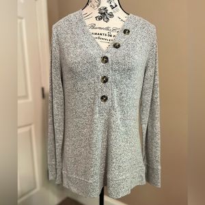 Gray top with buttons